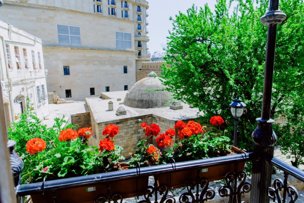 Royal Historical Boutique Hotel Baky Esterno foto