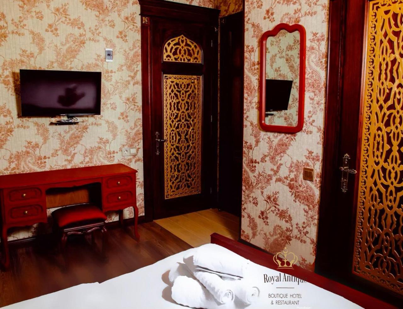 Royal Historical Boutique Hotel Baky Esterno foto